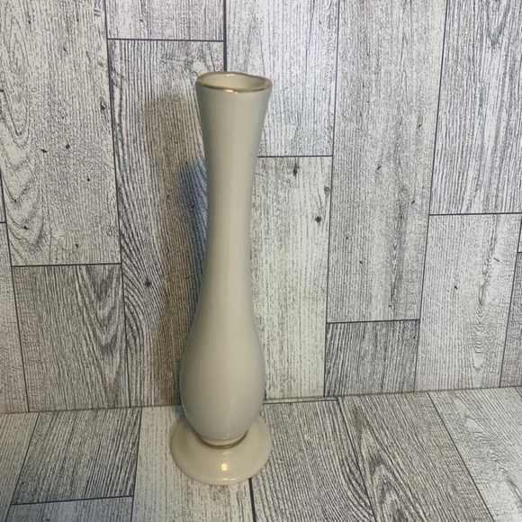 Unique Lenox Vase - Dark Cream with Raised Design - Picture 3 of 5